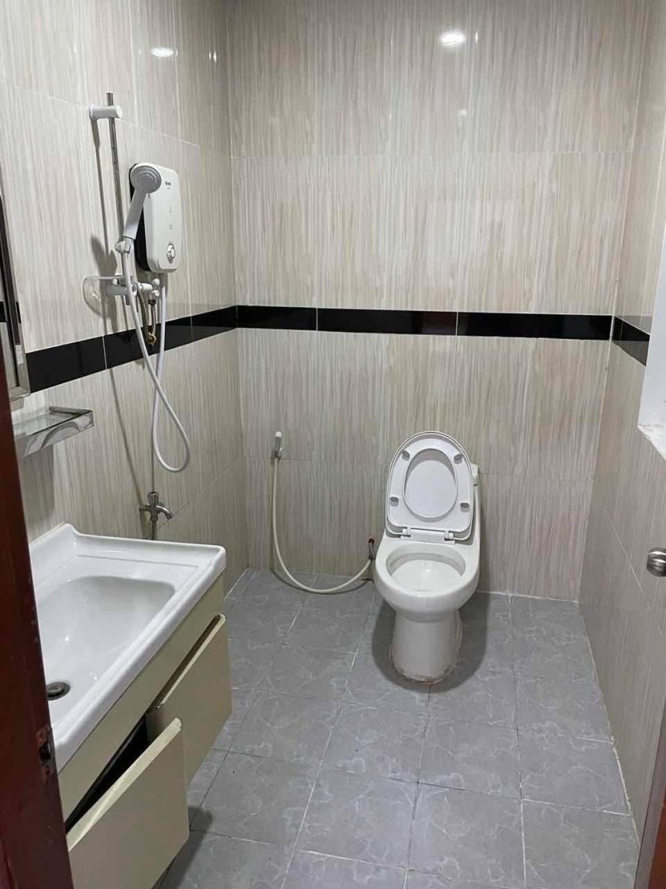 Angel Building Hotel Sihanoukville Exterior photo